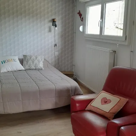 Loft Au Bord De La Meuse Avec Jardin, Terrasses Et Activites Variees A - Fr-1-585-81 Tatil Evi Vilosnes-Haraumont